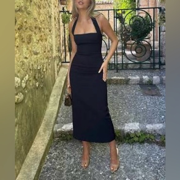 Odd Muse Dresses & Skirts - Odd Muse Halter Midi Dress